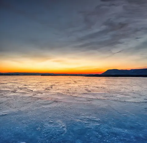 Frozen Lake 4K Wallpaper · nature · 3840×3716