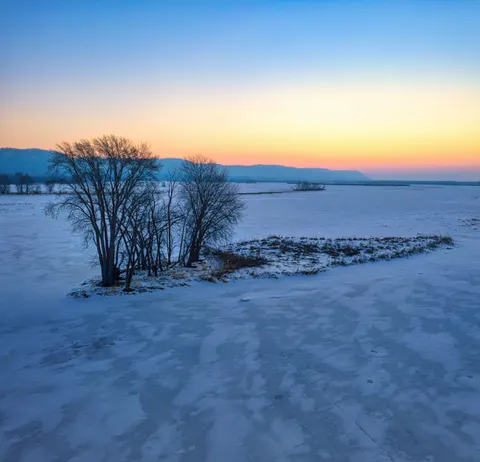Frozen Lake 4K Wallpaper · nature · 3840×3697