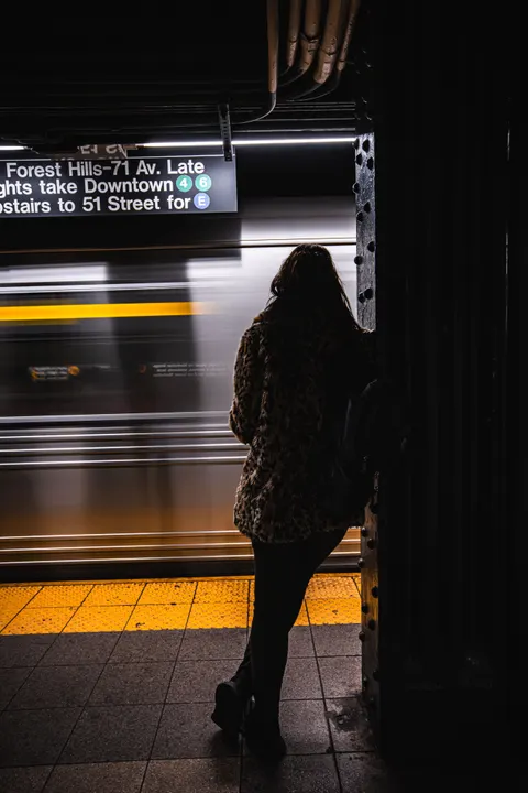 Metro Phone Wallpaper · street · 1440×2159