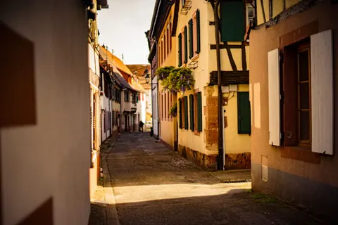 Old Town Street 4K Wallpaper · architecture · 3840×2560