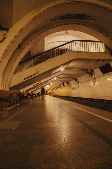 Metro Phone Wallpaper · street · 1440×2160