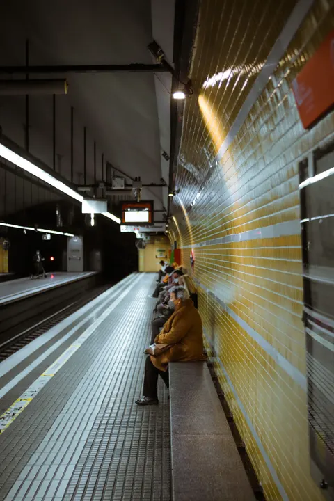 Metro Phone Wallpaper · street · 1440×2160