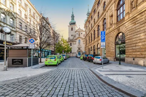Old Town Street 4K Wallpaper · architecture · 3840×2555