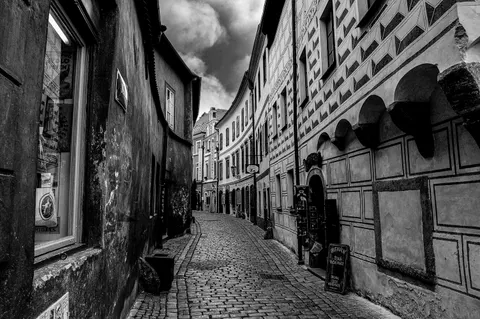 Old Town Street 4K Wallpaper · architecture · 3840×2553