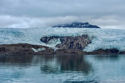 Glacier 4K Wallpaper · nature · 3840×2561