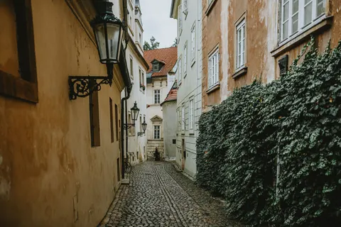 Old Town Street 4K Wallpaper · architecture · 3840×2560