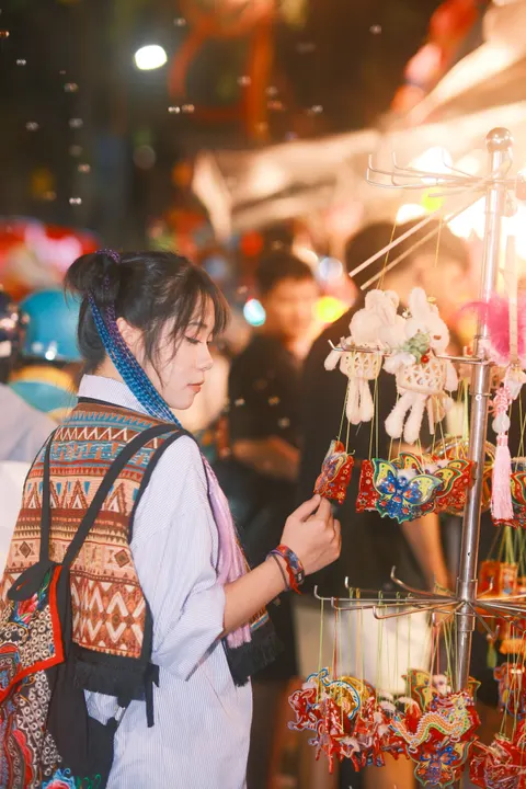 Night Market Phone Wallpaper · street · 1440×2160