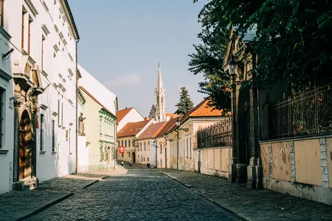 Обои Улица старого города 4K · architecture · 3840×2560