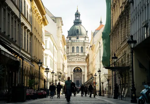 Old Town Street 4K Wallpaper · architecture · 3840×2648