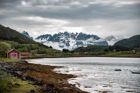 Norwegian Fjord 4K Wallpaper · nature · 3840×2560