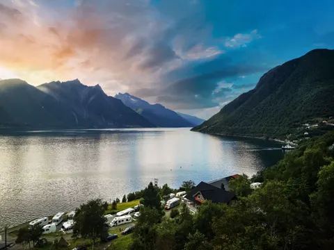 挪威峡湾 4K壁纸 · nature · 3840×2880