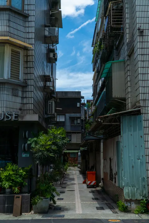 Tokyo Alley Phone Wallpaper · street · 1440×2160