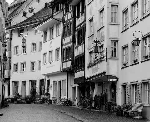 Old Town Street 4K Wallpaper · architecture · 3840×3133