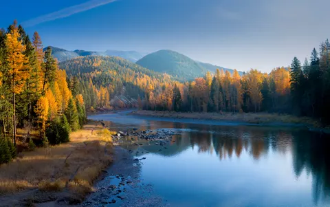Autumn River 4K Wallpaper · nature · 3840×2410