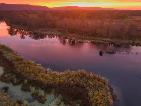 Autumn River 4K Wallpaper · nature · 3840×2880