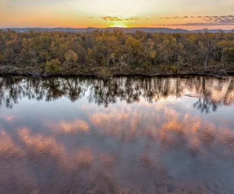 Autumn River 4K Wallpaper · nature · 3840×3187