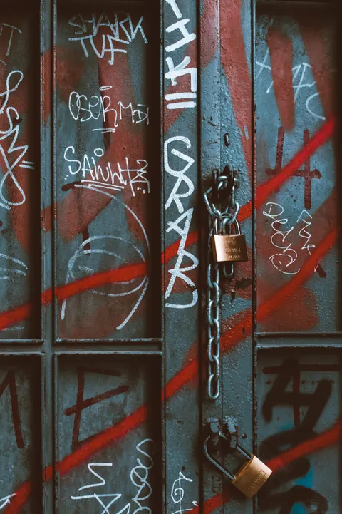 Street Art Phone Wallpaper · street · 1440×2160