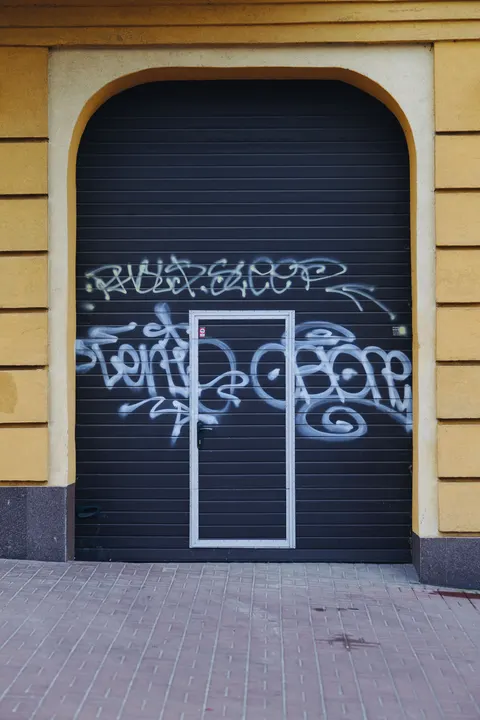 Street Art Phone Wallpaper · street · 1440×2160
