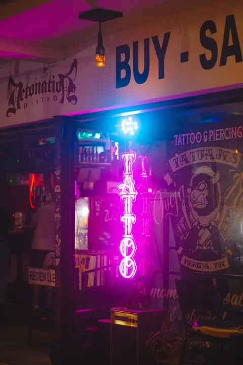 Neon Sign Phone Wallpaper · street · 1440×2160