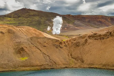 Hot Spring 4K Wallpaper · nature · 3840×2560