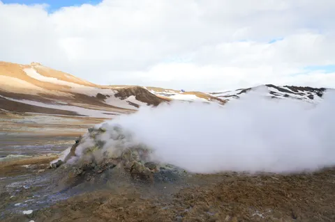 Hot Spring 4K Wallpaper · nature · 3840×2550