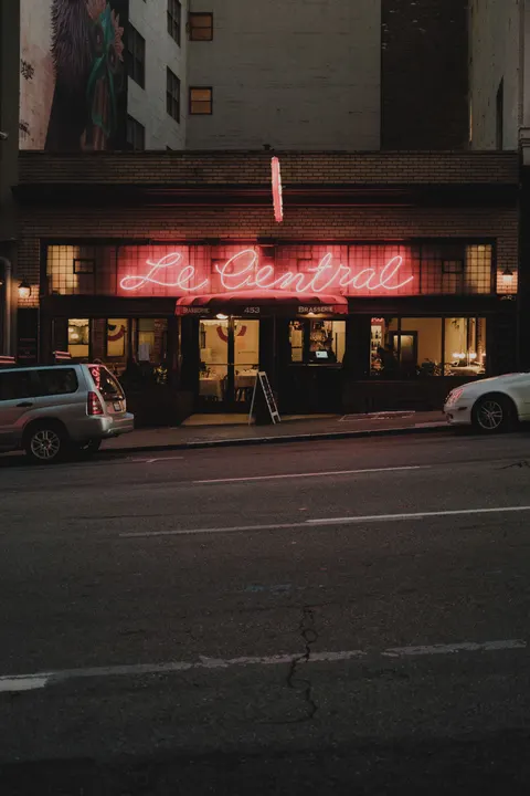 Neon Sign Phone Wallpaper · street · 1440×2160