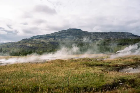 Hot Spring 4K Wallpaper · nature · 3840×2560