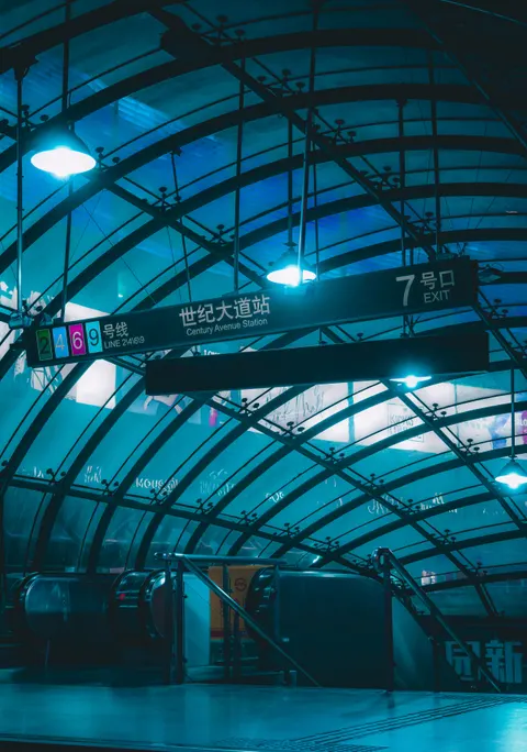 Metro Phone Wallpaper · street · 1440×2049