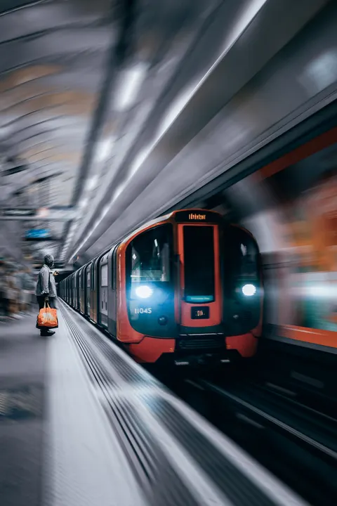 Metro Phone Wallpaper · street · 1440×2160