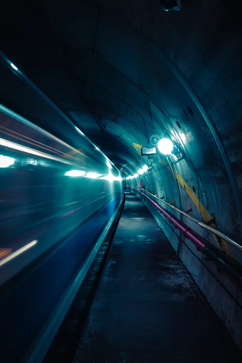 Metro Phone Wallpaper · street · 1440×2160