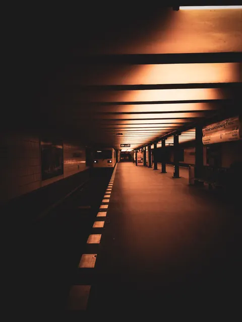 Metro Phone Wallpaper · street · 1440×1920