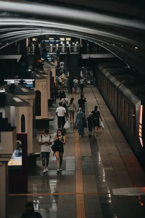 Metro Phone Wallpaper · street · 1440×2160