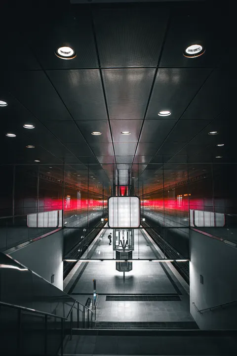 Metro Phone Wallpaper · street · 1440×2160