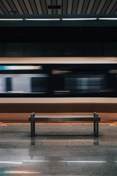 Metro Phone Wallpaper · street · 1440×2160