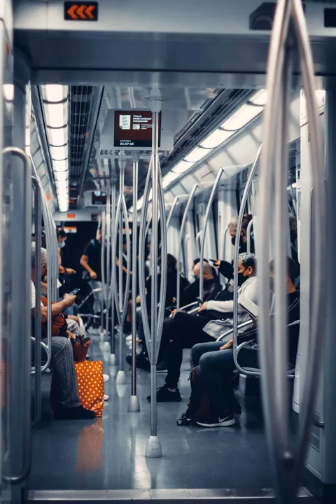 Metro Phone Wallpaper · street · 1440×2160