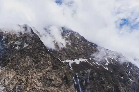 Himalayan Peaks 4K Wallpaper · mountains · 3840×2560