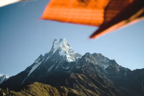 히말라야 봉우리 4K 배경화면 · mountains · 3840×2560