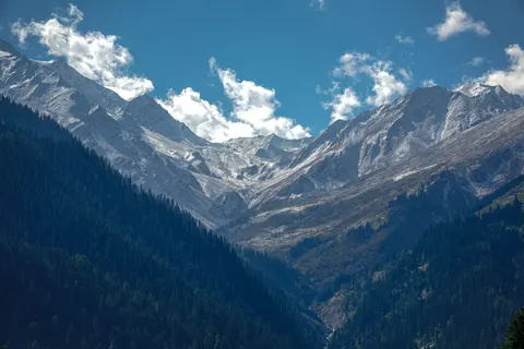 Himalayan Peaks 4K Wallpaper · mountains · 3840×2560