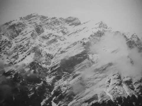 Himalayan Peaks 4K Wallpaper · mountains · 3840×2880