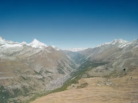 خلفية جبال الألب السويسرية بدقة 4K · mountains · 3840×2880