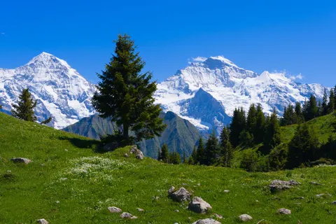 Swiss Alps 4K Wallpaper · mountains · 3840×2558
