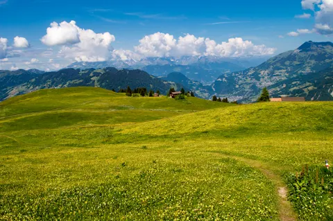 Schweizer Alpen 4K Hintergrundbild · mountains · 3840×2553