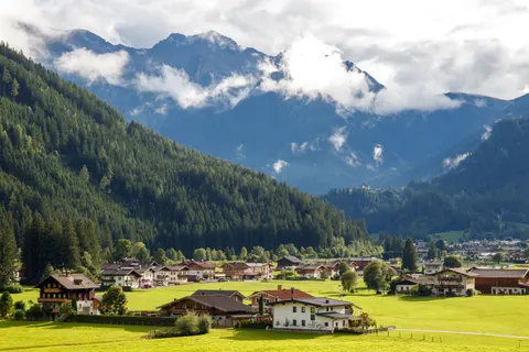 Swiss Alps 4K Wallpaper · mountains · 3840×2560