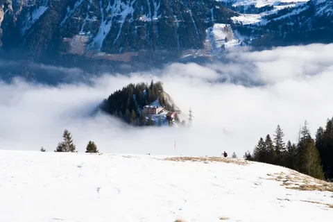 Above the Clouds 4K Wallpaper · mountains · 3840×2558