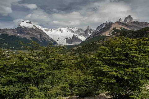 Patagonia 4K Wallpaper · mountains · 3840×2560