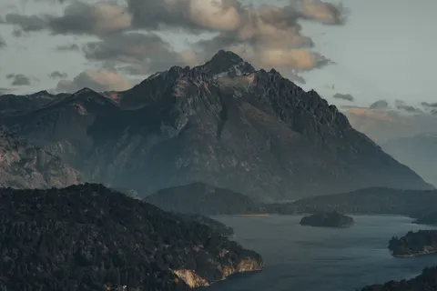 Patagonia 4K Wallpaper · mountains · 3840×2560