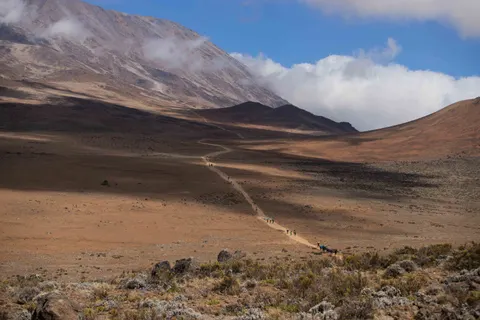 Mountain Trail 4K Wallpaper · mountains · 3840×2560