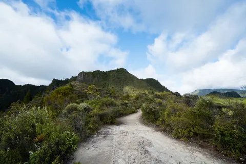 Mountain Trail 4K Wallpaper · mountains · 3840×2560