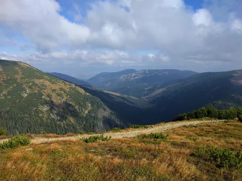 Mountain Trail 4K Wallpaper · mountains · 3840×2880