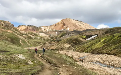 Mountain Trail 4K Wallpaper · mountains · 3840×2387